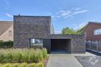 Huis te koop in Lommel, 3 slpks, Vrijstaande woning, 3 kamers, 11 kWh/m²/jaar, 203 m²