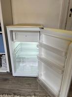 tafelkoelkast met vriesvak, Elektronische apparatuur, Koelkasten en IJskasten, Ophalen, Gebruikt, Minder dan 85 cm, 45 tot 60 cm