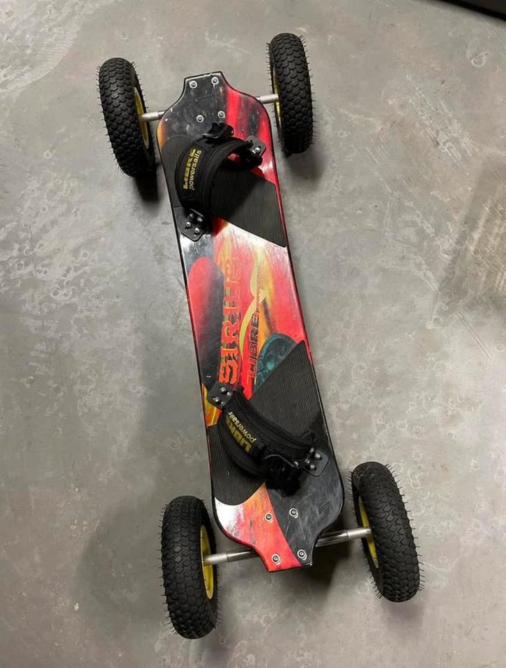 Mountainboard Libre Sirius, Sports & Fitness, Sports & Fitness Autre, Comme neuf, Enlèvement