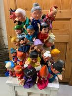 Poppenkastpoppen op flessenrek, Ophalen of Verzenden