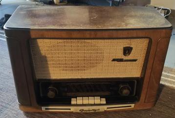 Oude Grundig  radio type 2043w/3d, Audio, Tv en Foto, Ophalen, Gebruikt, Radio