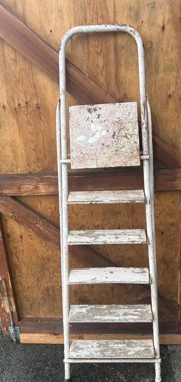 Ladder beschikbaar voor biedingen