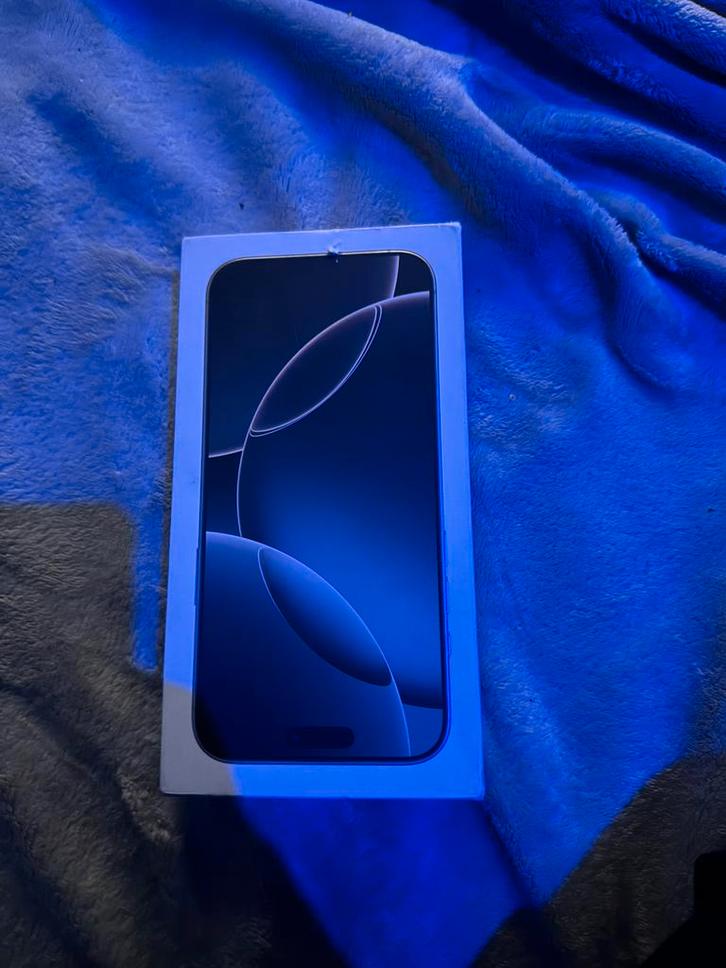 Iphone 16 Pro Max-256G- In topstaag, Telecommunicatie, Mobiele telefoons | Apple iPhone, Nieuw, 256 GB, Zonder abonnement, Zonder simlock