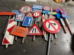 Gebruikte verkeersborden en palen – volledig lot te koop, Doe-het-zelf en Bouw, Ophalen, Gebruikt