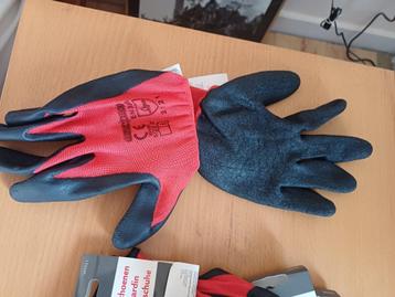 Werkhandschoenen beschikbaar voor biedingen