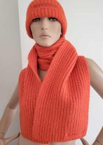 Superdry set met muts en sjaal, Ophalen of Verzenden, Zo goed als nieuw, Muts