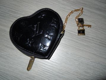 geldbeugel Louis Vuitton beschikbaar voor biedingen