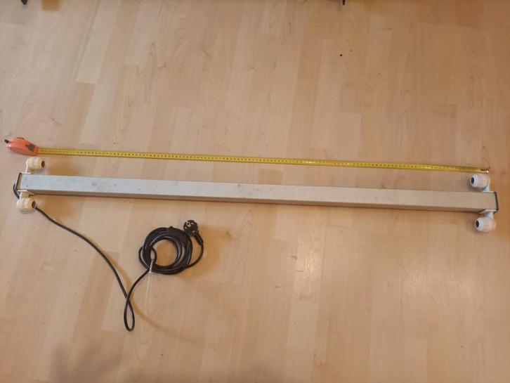 Rampe led pour T5 (120 cm), Animaux & Accessoires, Poissons | Aquariums & Accessoires, Comme neuf, Enlèvement