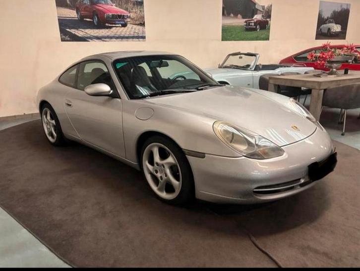 Porsche 911 model 996 Carrera 2 manueel!, Auto's, Porsche, Particulier, Benzine, Coupé, Handgeschakeld, Zilver of Grijs, Zwart
