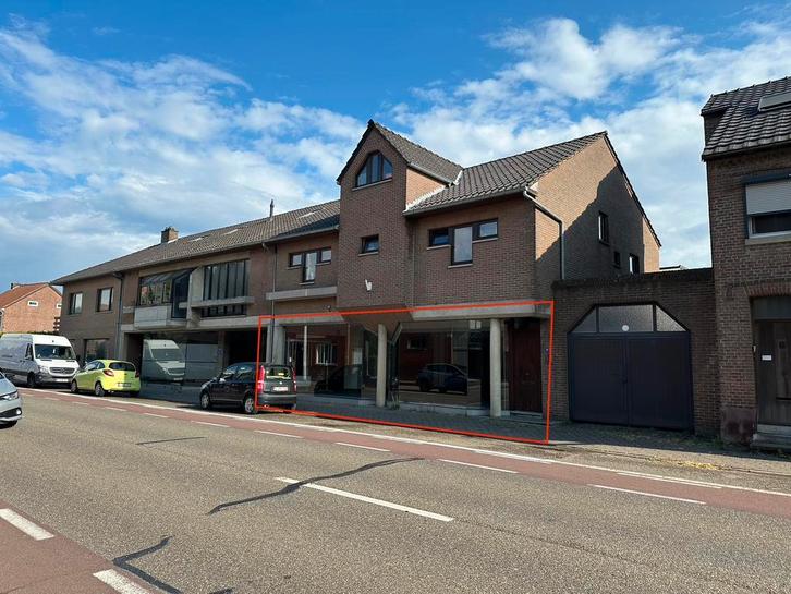Handelspand - grote etalage - 500m v Maastricht, Immo, Garages en Parkeerplaatsen, Maasmechelen