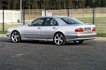 Kofferbakspoiler voor Mercedes E w210 beschikbaar voor biedingen