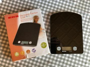 Digitale keukenweegschaal - tot 5 kg beschikbaar voor biedingen