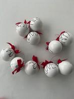 10 mooie witte kerstballen met rood strikje en tekst, Diversen, Kerst, Ophalen of Verzenden, Zo goed als nieuw