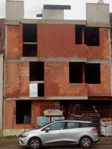 Investeringsproject Geel Ruwb 4 app. ,carports berg. nabij c beschikbaar voor biedingen