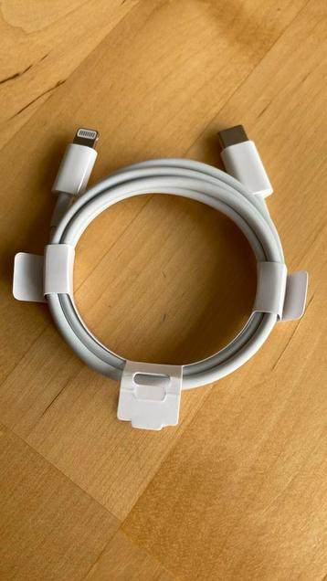 Apple - cables usb C vers lightening., Télécoms, Enlèvement ou Envoi, Comme neuf
