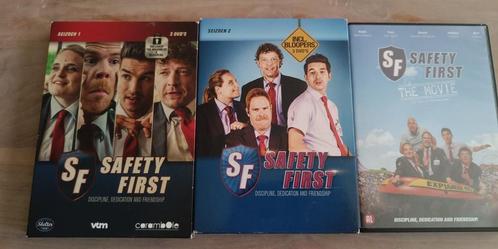 DVD Box Safety First Seizoen 1 en 2 + Safety First The Movie, CD & DVD, DVD | Néerlandophone, Utilisé, TV fiction, Comédie, Coffret