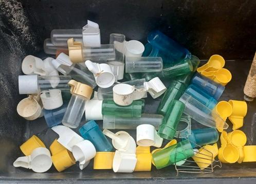 Drinkpompjes, eetbakjes, zitstokken, Dieren en Toebehoren, Vogels | Toebehoren, Gebruikt, Ophalen