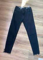 Pull&bear broek, Vêtements | Femmes, Jeans, Enlèvement ou Envoi, Pull&Bear, Comme neuf, W30 - W32 (confection 38/40)