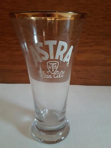 Oud bierglas Astra Van Tilt