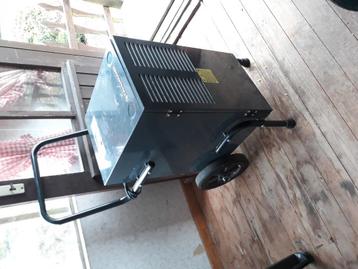 Bouwdroger te huur beschikbaar voor biedingen