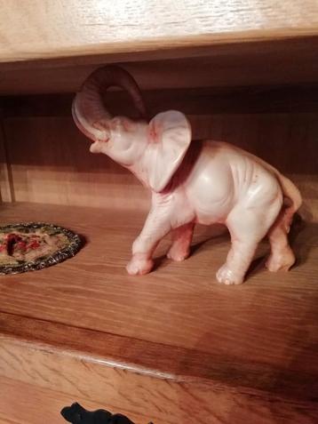 Olifant mamout in steen, Enlèvement, Comme neuf