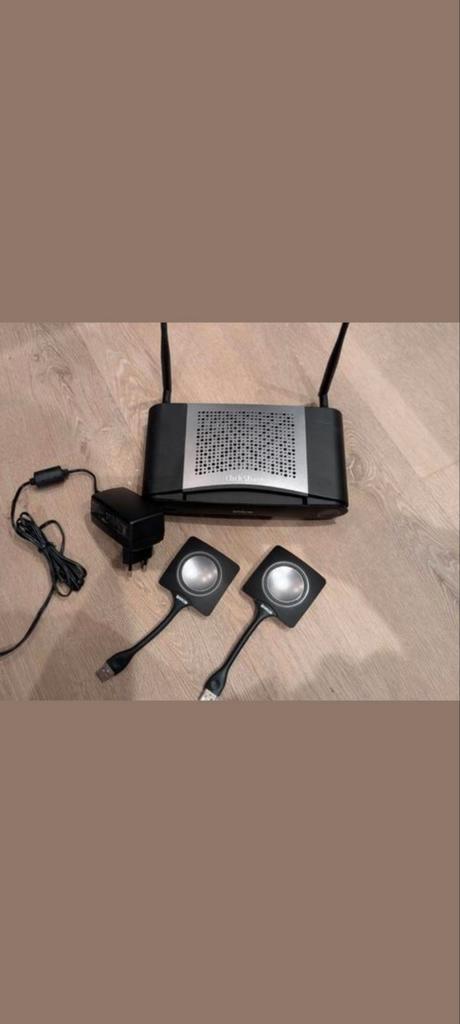 Barco clickshare, Computers en Software, Routers en Modems, Ophalen