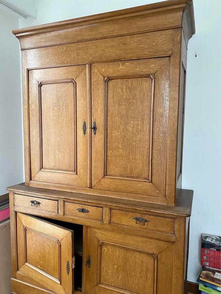 Kast louis philippe prachtige staat in eik en massief, Huis en Inrichting, Kasten | Kleerkasten, Ophalen