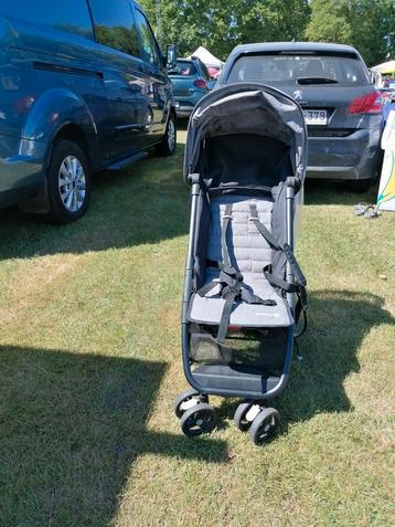 Buggy, safety first , met toebehoren.  beschikbaar voor biedingen