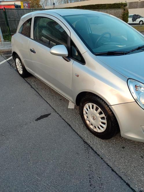 Vends opel corsa d essence prêt à être immatriculé, Auto's, Opel, Particulier, Corsa, Bluetooth, Benzine, Ophalen