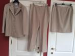 Te koop dames ensemble 3 stuks  maat 48, Kleding | Dames, Jasjes, Kostuums en Pakken, ANDERE, Kostuum of Pak, Beige, Maat 46/48 (XL) of groter