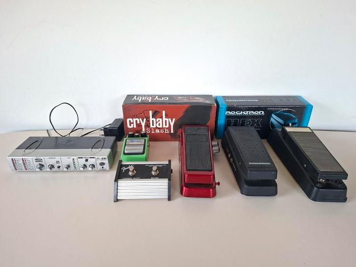 Diverse effectpedalen gitaar, Muziek en Instrumenten, Snaarinstrumenten | Gitaren | Elektrisch, Zo goed als nieuw, Fender, Ophalen of Verzenden