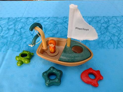 Bateau de pêche 5693 - Jouet de bain en bois Plantoys, Kinderen en Baby's, Speelgoed | Houten speelgoed, Gebruikt, Overige typen