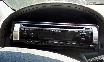 Autoradio pioneer 4x50w  beschikbaar voor biedingen