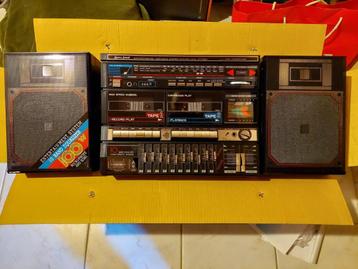 Nieuw Vintage radio boombox  beschikbaar voor biedingen