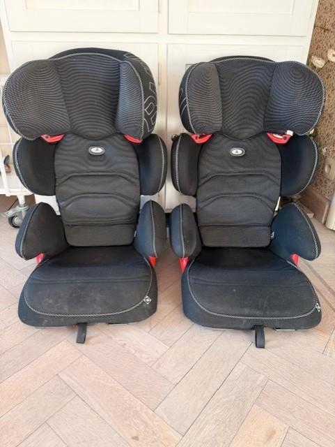 Mooie BMW autostoel zwart, Kinderen en Baby's, Autostoeltjes, Gebruikt, Overige merken, 22 t/m 36 kg, Autogordel of Isofix, Verstelbare rugleuning