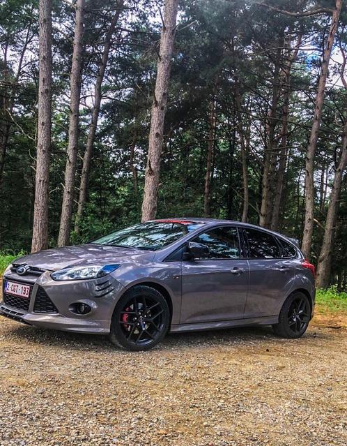 Ford focus st-line 2.0 TDCI, Auto's, Ford, Particulier, Focus, ABS, Airbags, Airconditioning, Alarm, Bluetooth, Boordcomputer