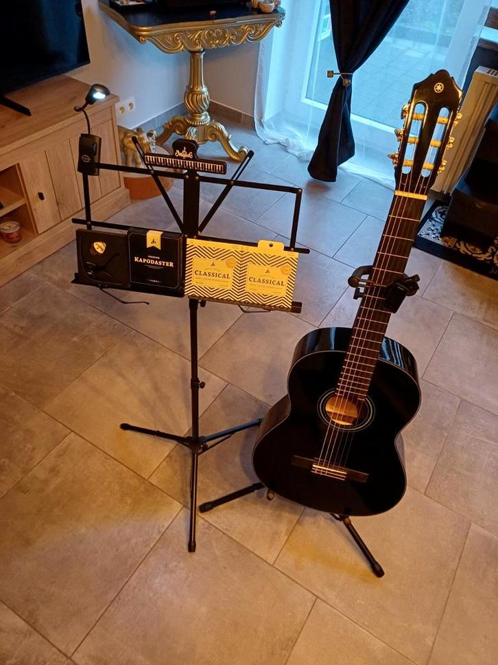Guitare acoustique  yamaha full equipée, Musique & Instruments, Instruments à corde | Guitares | Acoustiques, Neuf, Autres types