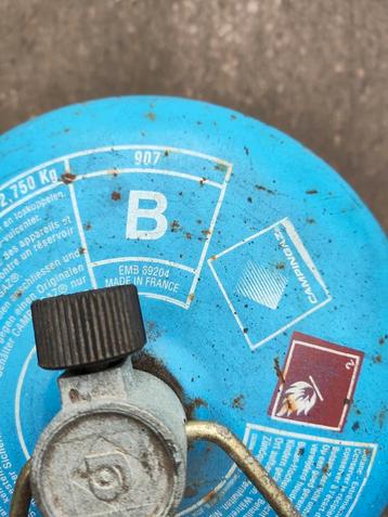 Camping Gaz lege fles + ontspanner type 907. beschikbaar voor biedingen