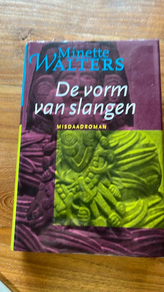 WALTERS-VORM VAN SLANGEN, Boeken, Thrillers, Gelezen, Ophalen