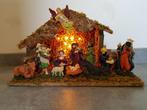 Kerststal met licht, 11 karakters en versierde boom, Ophalen, Zo goed als nieuw