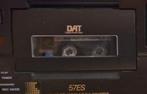 GEZOCHT!! Sony DTC-57ES mechanisme front klepje, TV, Hi-fi & Vidéo, Decks cassettes, Envoi, Sony