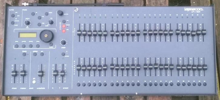 Lichttafel-controller met DMX, Leprecon LP-1524, Musique & Instruments, Éclairage de théâtre, Comme neuf, Enlèvement ou Envoi