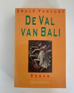 De val van Bali, Ewald Van Vugt, Boeken, Ophalen of Verzenden, Gelezen