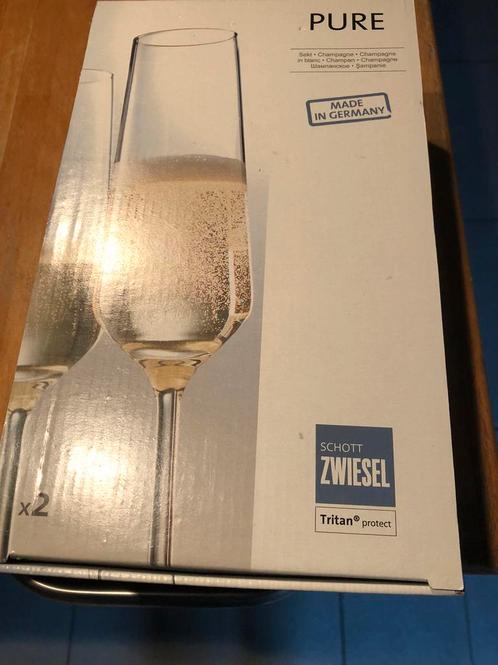 Scott Zwiesel pure champagneglazen, Huis en Inrichting, Keuken | Servies, Zo goed als nieuw, Glas, Ophalen