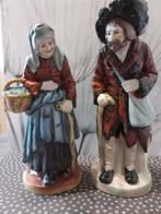 2 Brocante beelden in porselein. Beide zijn Puntgaaf., Ophalen of Verzenden