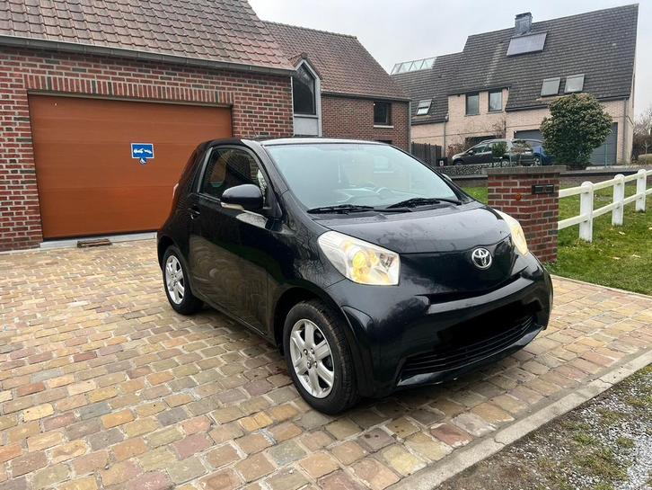 Toyota iQ prête!! Essence 155000km, Autos, Toyota, Particulier, IQ, Air conditionné, Essence, Enlèvement
