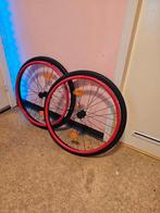Vermeiren 24-inch rolstoelwielen, Diversen, Rolstoelen, Ophalen, Inklapbaar, Zo goed als nieuw, Handbewogen rolstoel