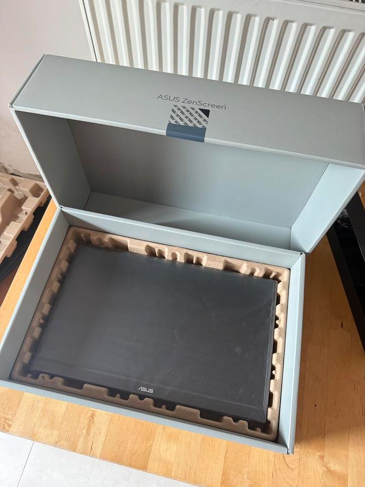 Portable monitor 17.3” ASUS zenscreen usb-c, Computers en Software, Monitoren, USB-C, IPS, Ophalen