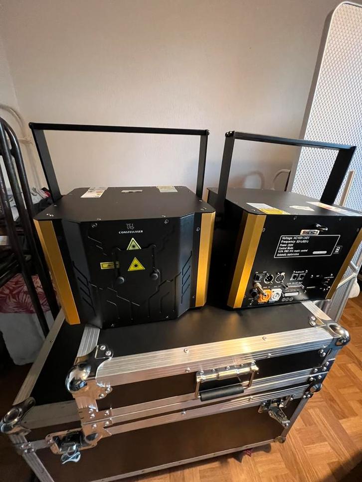 Laser 4 x 12 w, Muziek en Instrumenten, Licht en Laser, Zo goed als nieuw, Laser, Ophalen