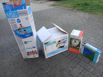 Zwembad met filter beschikbaar voor biedingen